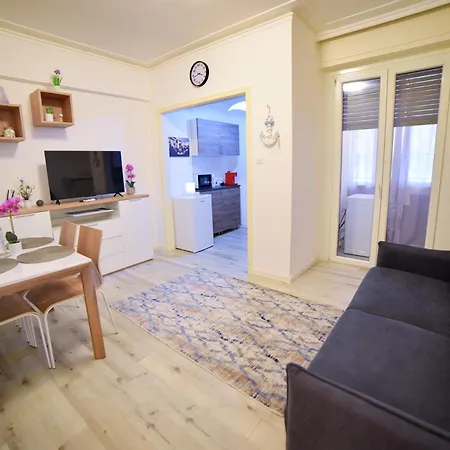 Apartment Urban Charme *